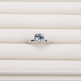 Anel Solitário Bella